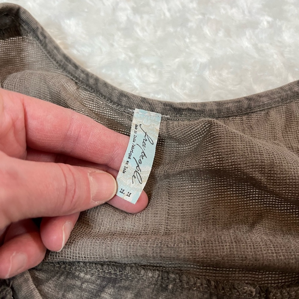 Free People embroidered & beaded tank size medium - Picture 6 of 7